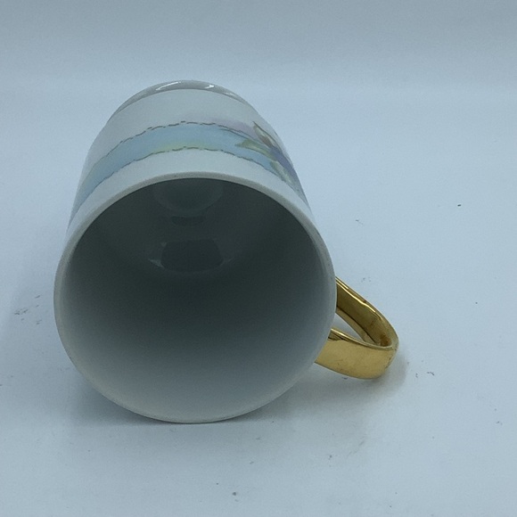 Vintage Hand Painted Berries Footed Gold Handled Mug - Picture 5 of 7